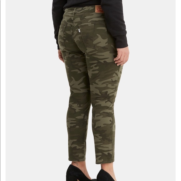 ๐HOST PICK ๐๐ Leviโs 711 Plus Size Skinny Jeans - Picture 2 of 6